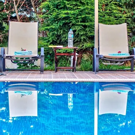 Villa Lefki Halikúnasz
